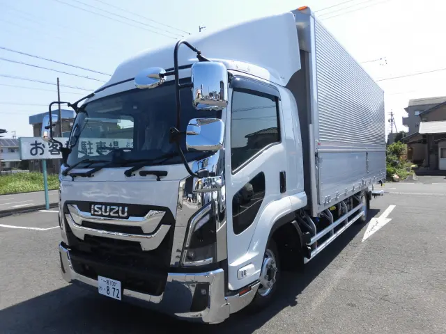 いすゞ フォワード 2RG-FRR90T2(2WD)の写真1