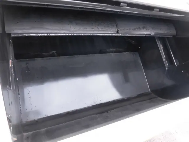 いすゞ エルフ 2PG-NPR88Y(2WD)の写真14