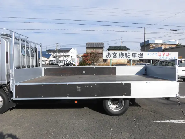 いすゞ エルフ TKG-NPR85AR(2WD)の写真15