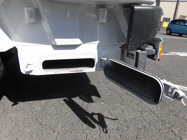 いすゞ エルフ TPG=NMR85N(2WD)の写真18