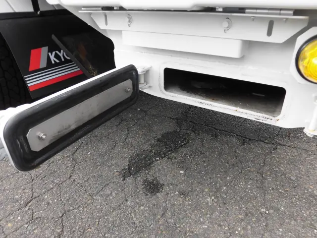 いすゞ エルフ 2PG-NPR88Y(2WD)の写真21