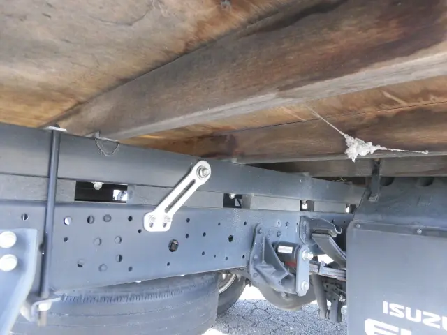 いすゞ エルフ TKG-NPR85AR(2WD)の写真24