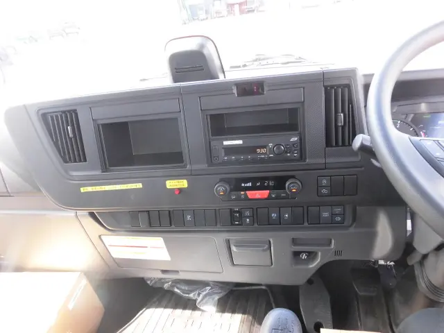 いすゞ フォワード 2RG-FRR90S4(2WD)の写真24