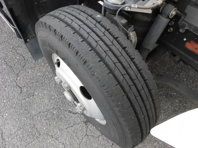 いすゞ エルフ TKG-NPR85AR(2WD)の写真25