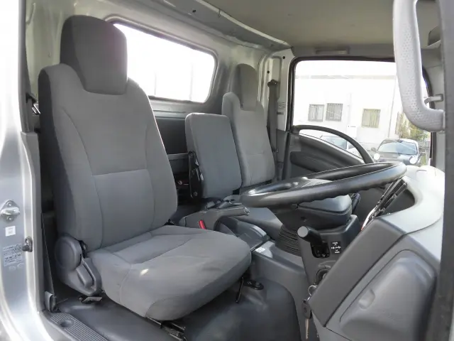 いすゞ エルフ TKG-NPR85AR(2WD)の写真28