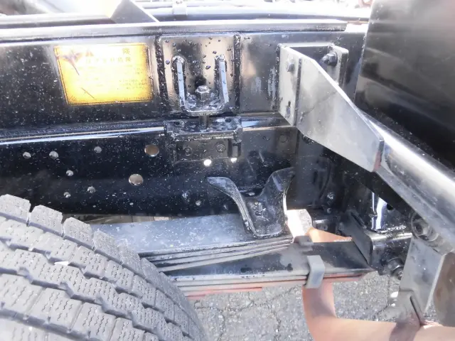 いすゞ エルフ TPG=NMR85N(2WD)の写真30