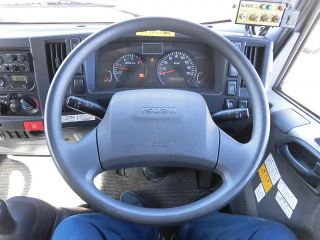 いすゞ エルフ TPG=NMR85N(2WD)の写真35