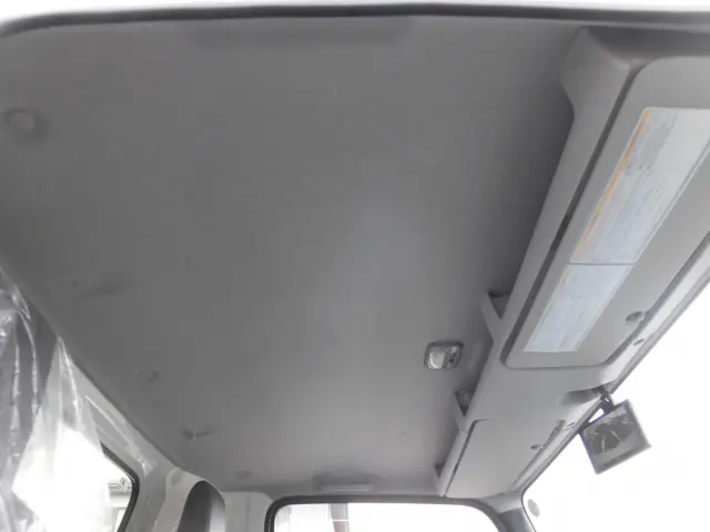 いすゞ エルフ 2PG-NPR88Y(2WD)の写真42