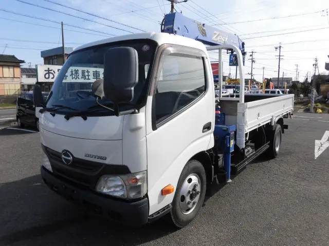 日野 デュトロ TKG-XZU650M(2WD)の写真1
