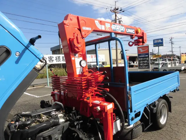 いすゞ エルフ KR-NKR81EA(2WD)の写真9