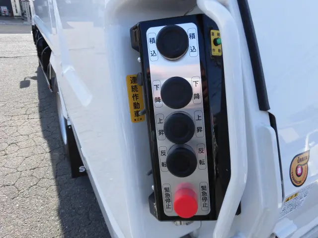 いすゞ エルフ 2PG-NPR88YM(2WD)の写真10
