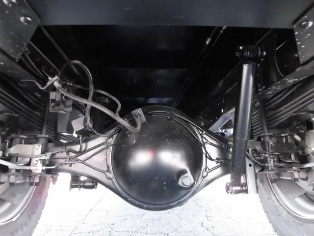 いすゞ エルフ 2PG-NPR88YM(2WD)の写真24