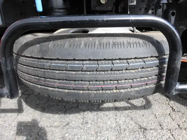 いすゞ エルフ KR-NKR81EA(2WD)の写真28