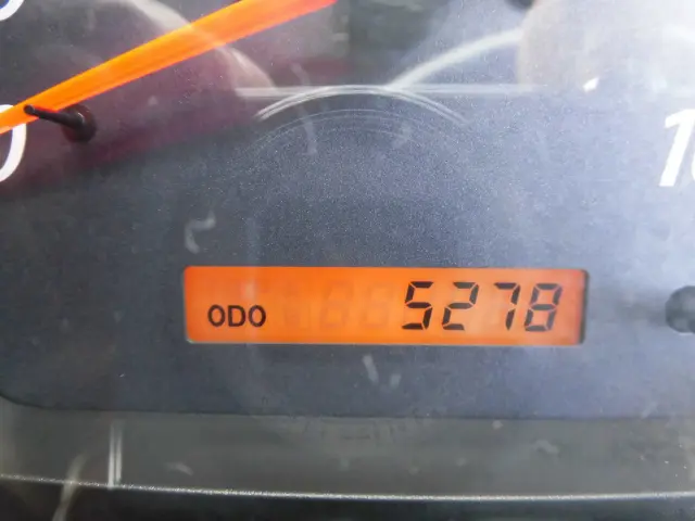 いすゞ エルフ KR-NKR81EA(2WD)の写真36