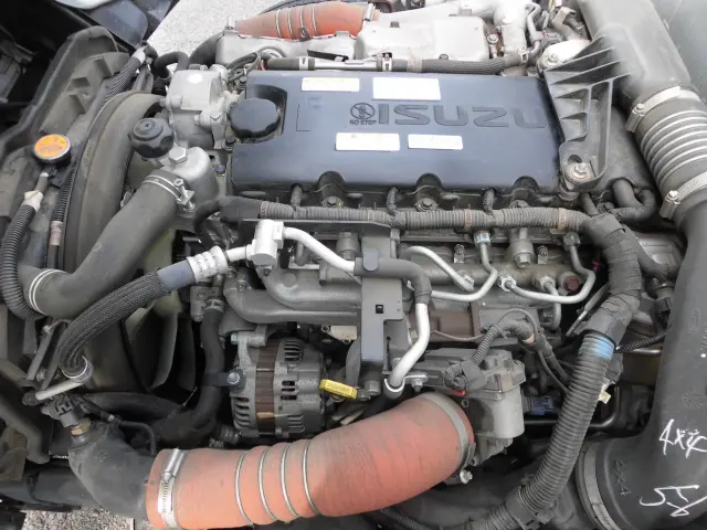 いすゞ エルフ 2RG-NJS88A(4WD)の写真18