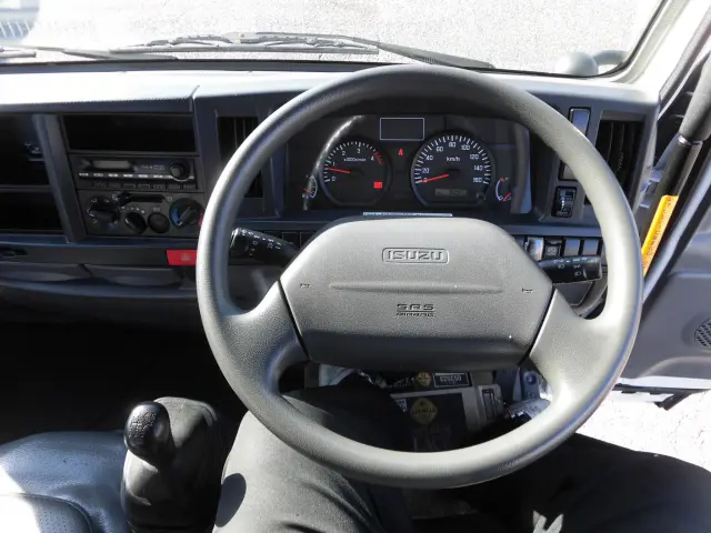 いすゞ エルフ TKG-NKR85AN(2WD)の写真24