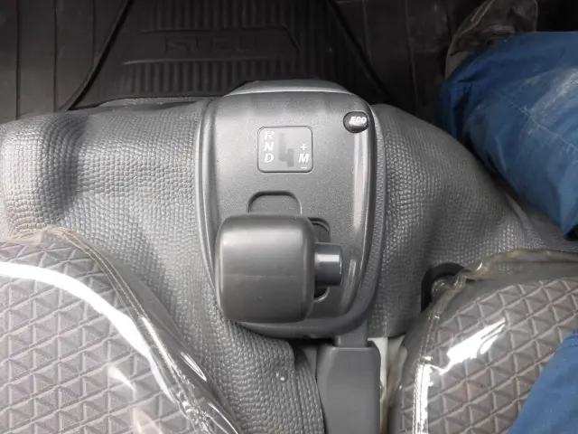 いすゞ エルフ 2RG-NJS88A(4WD)の写真27