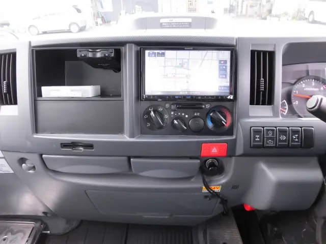 いすゞ エルフ 2RG-NJS88A(4WD)の写真28