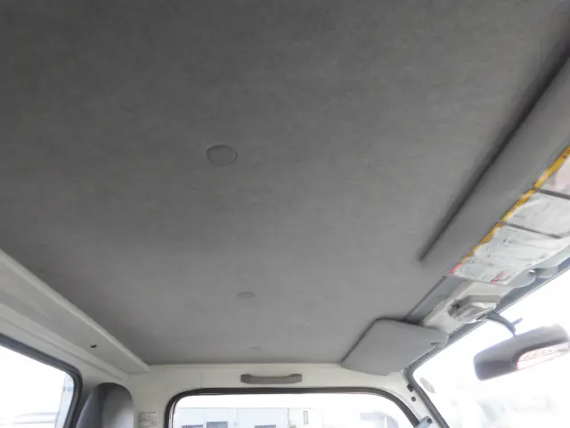 いすゞ エルフ TKG-NKR85AN(2WD)の写真30