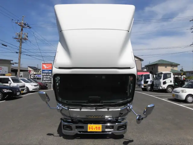 いすゞ エルフ 2RG-NLR88AN(2WD)の写真8