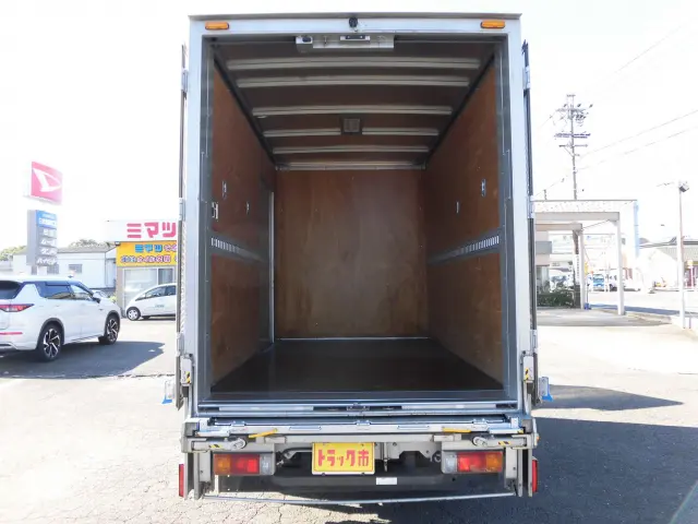 トヨタ ダイナ TPG-XZU605(2WD)の写真10