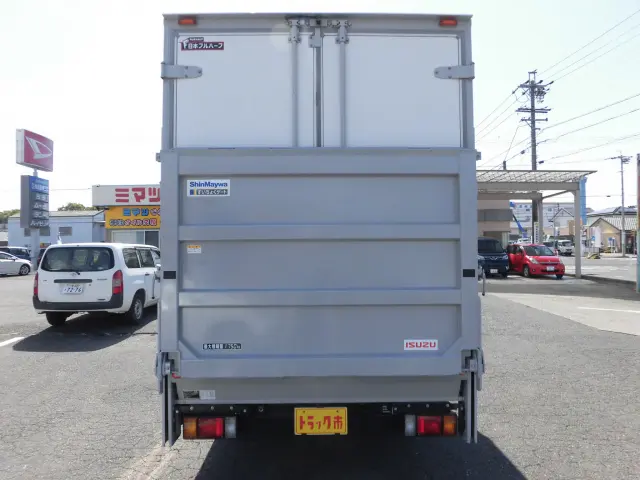 いすゞ エルフ 2RG-NLR88AN(2WD)の写真10