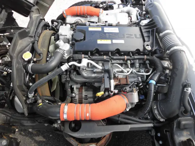 いすゞ エルフ 2RG-NLR88AN(2WD)の写真22