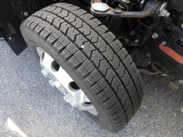 いすゞ エルフ 2RG-NLR88AN(2WD)の写真27
