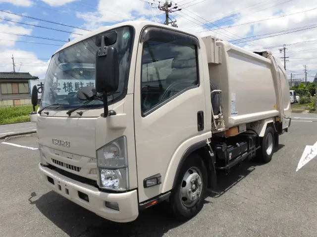 いすゞ エルフ 2PG-NPR88YN(2WD)の写真1