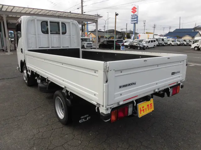 いすゞ エルフ 3DF-NHR87AF(2WD)の写真4