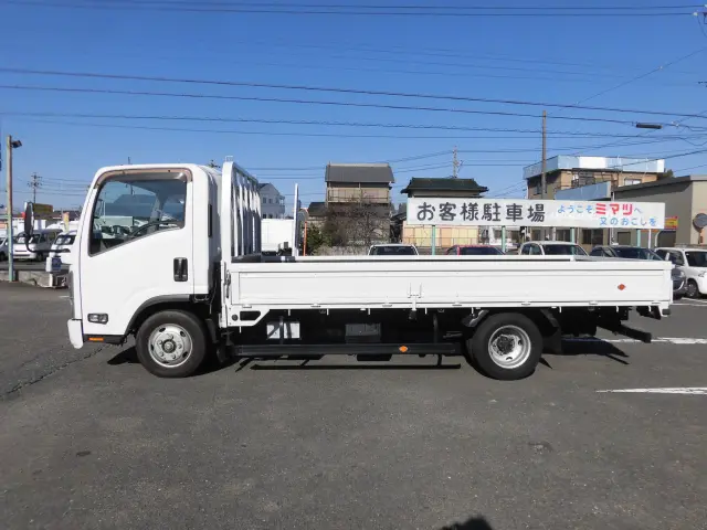 いすゞ エルフ TRG-NPR85AR(2WD)の写真6