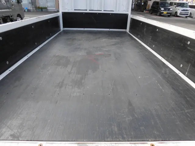 いすゞ エルフ 3DF-NHR87AF(2WD)の写真13