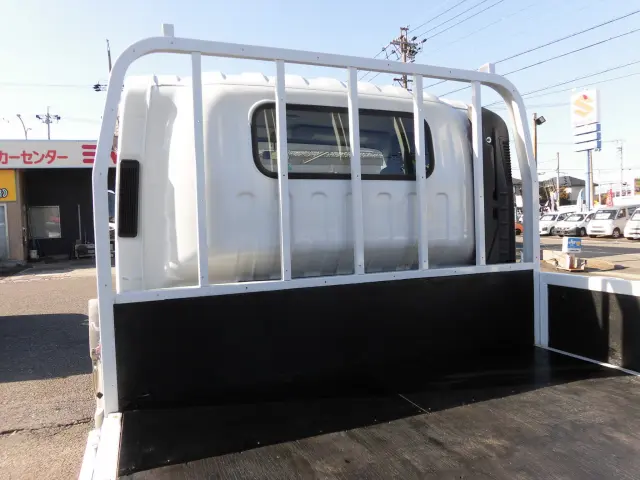 いすゞ エルフ TRG-NPR85AR(2WD)の写真14