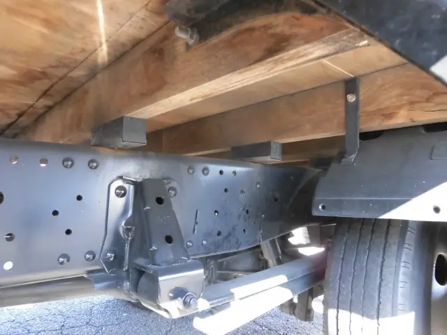 いすゞ エルフ TRG-NPR85AR(2WD)の写真20