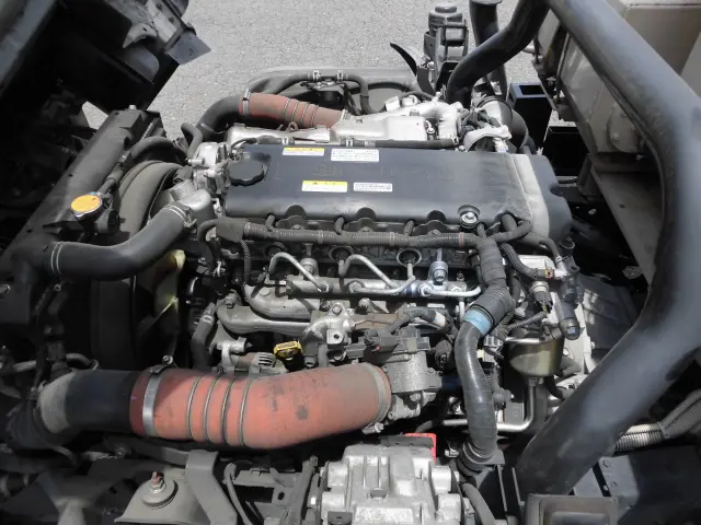 いすゞ エルフ 2PG-NPR88YN(2WD)の写真24