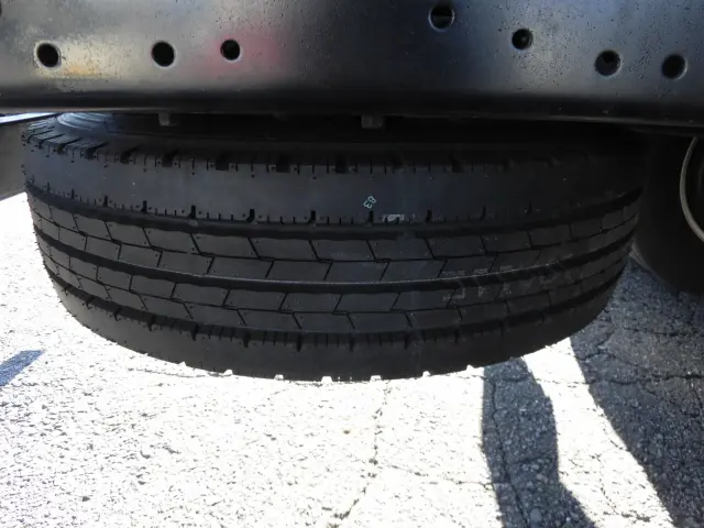 いすゞ エルフ TRG-NPR85AR(2WD)の写真24