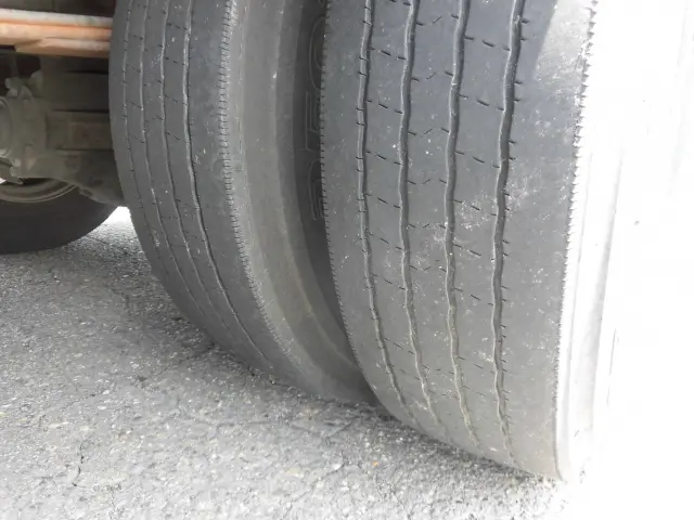 いすゞ エルフ 2PG-NPR88YN(2WD)の写真31