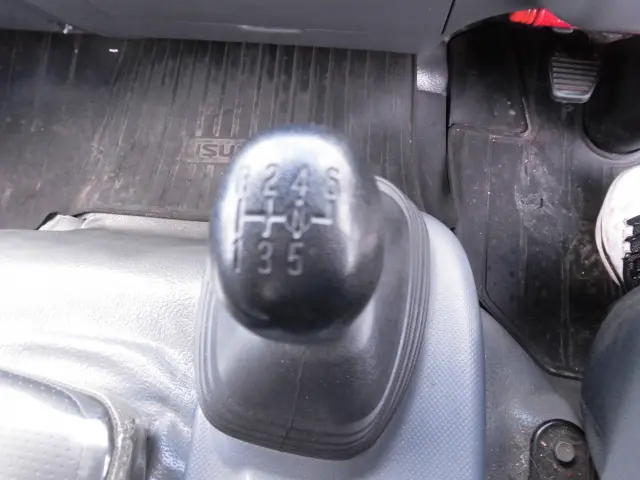 いすゞ エルフ 2PG-NPR88YN(2WD)の写真35