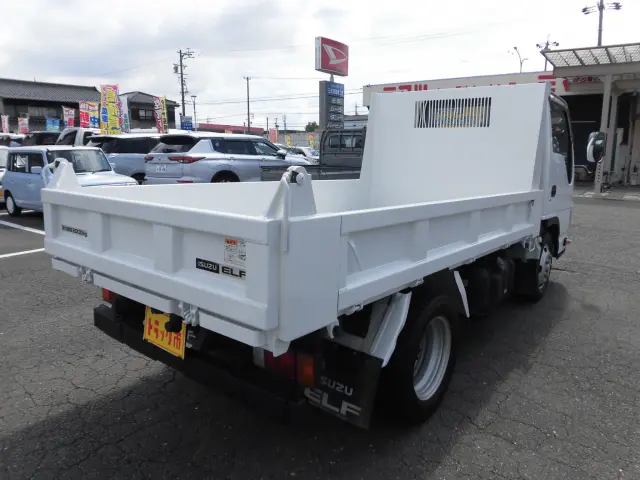 いすゞ エルフ TPG-NJR85AD(2WD)の写真2