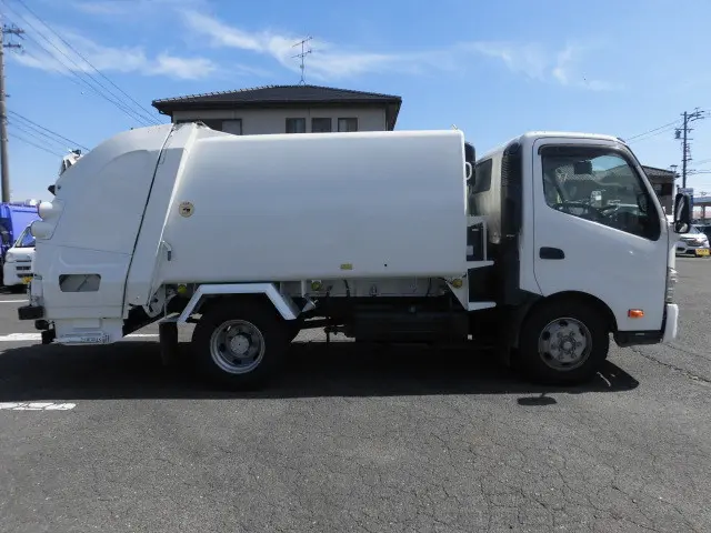 日野 デュトロ TKG-XZU700M(2WD)の写真5