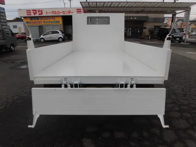 いすゞ エルフ TPG-NJR85AD(2WD)の写真11