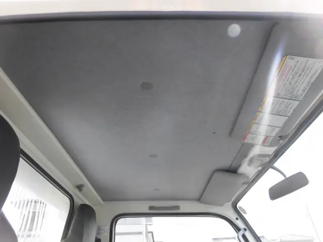 いすゞ エルフ TPG-NJR85AD(2WD)の写真34