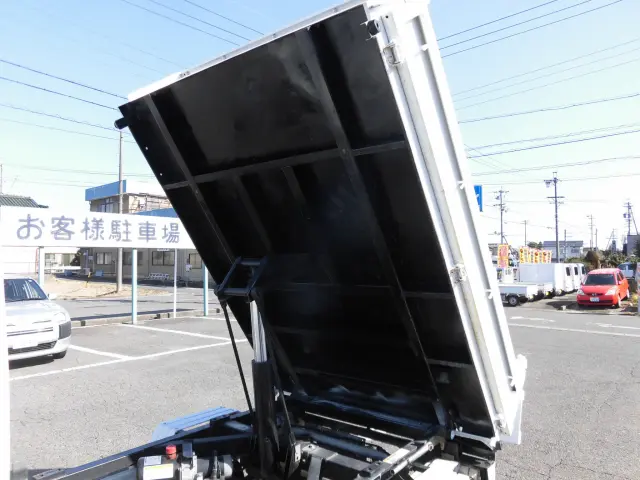 日産 クリッパートラック EBD-DR16T(4WD)の写真14