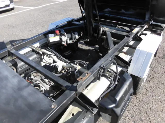 日産 クリッパートラック EBD-DR16T(4WD)の写真15