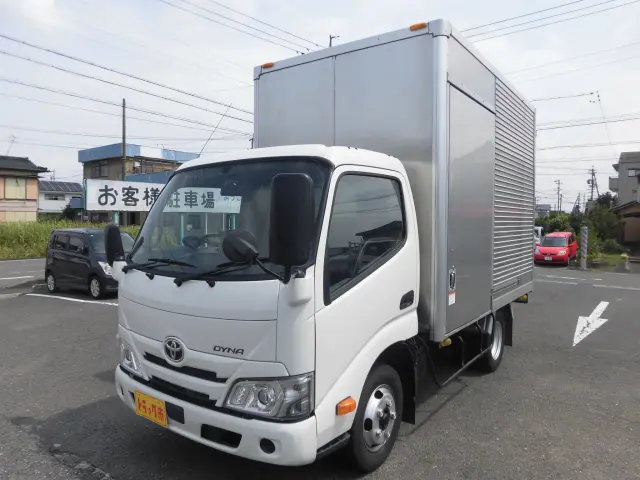 トヨタ ダイナ 2RG-XZC605(2WD)の写真1
