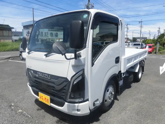 いすゞ エルフ 2RG-NJR88AT(2WD)の写真1