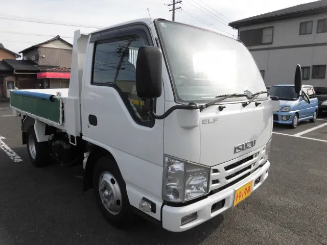 いすゞ エルフ TPG-NKR85AN(2WD)の写真3