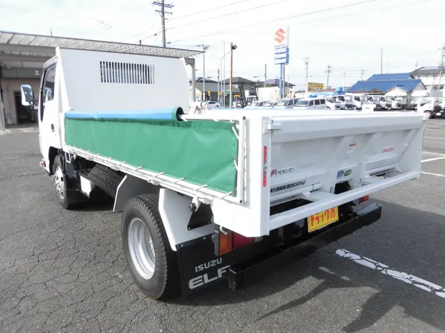 いすゞ エルフ TPG-NKR85AN(2WD)の写真4