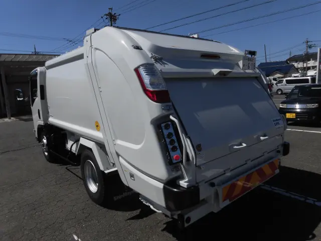 いすゞ エルフ 2PG-NPR88YM(2WD)の写真4