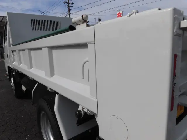 いすゞ エルフ TPG-NKR85AN(2WD)の写真10